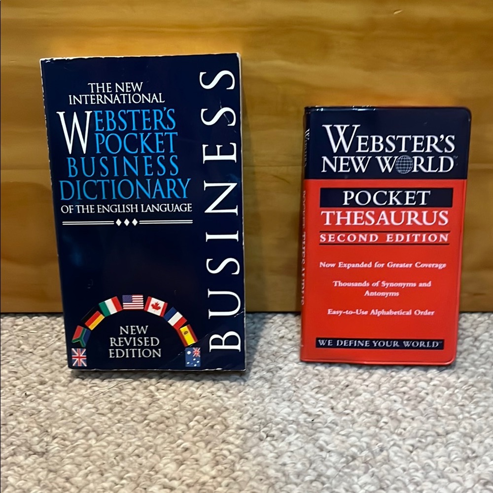 Webster's Pocket Business Dictionary and Thesaurus Set